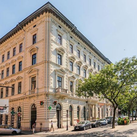 Oktogon City Apartment Budapest Luaran gambar