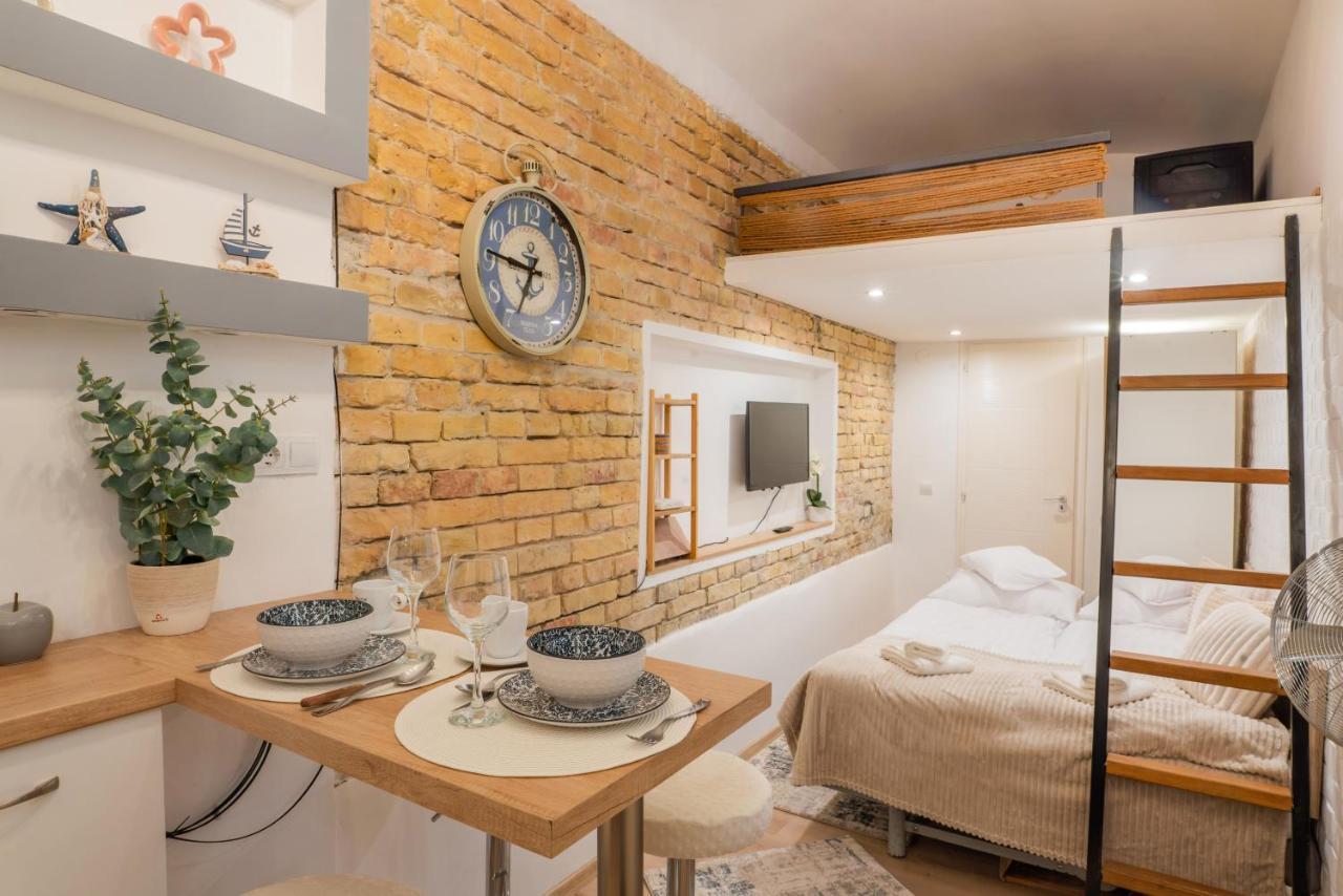 Oktogon City Apartment Budapest Luaran gambar
