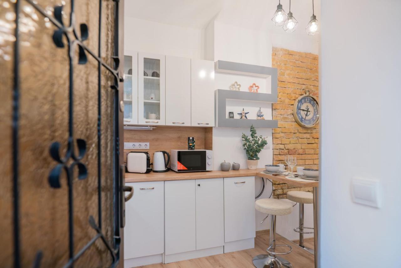 Oktogon City Apartment Budapest Luaran gambar