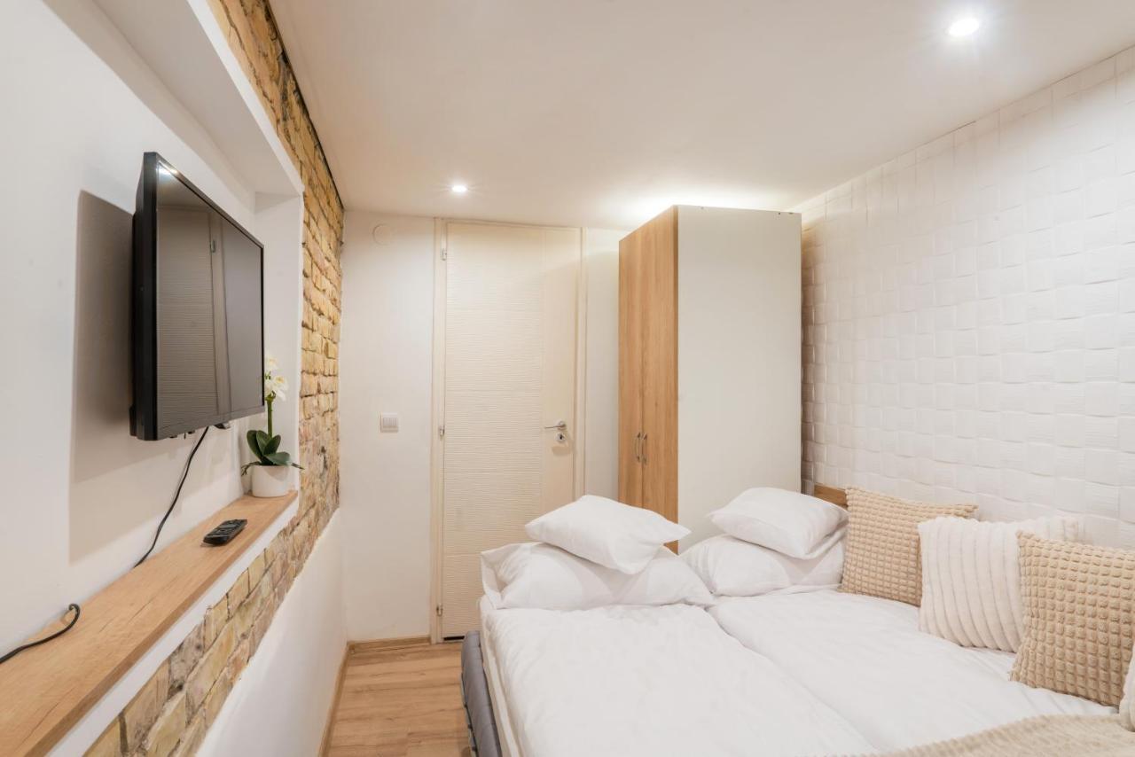 Oktogon City Apartment Budapest Luaran gambar
